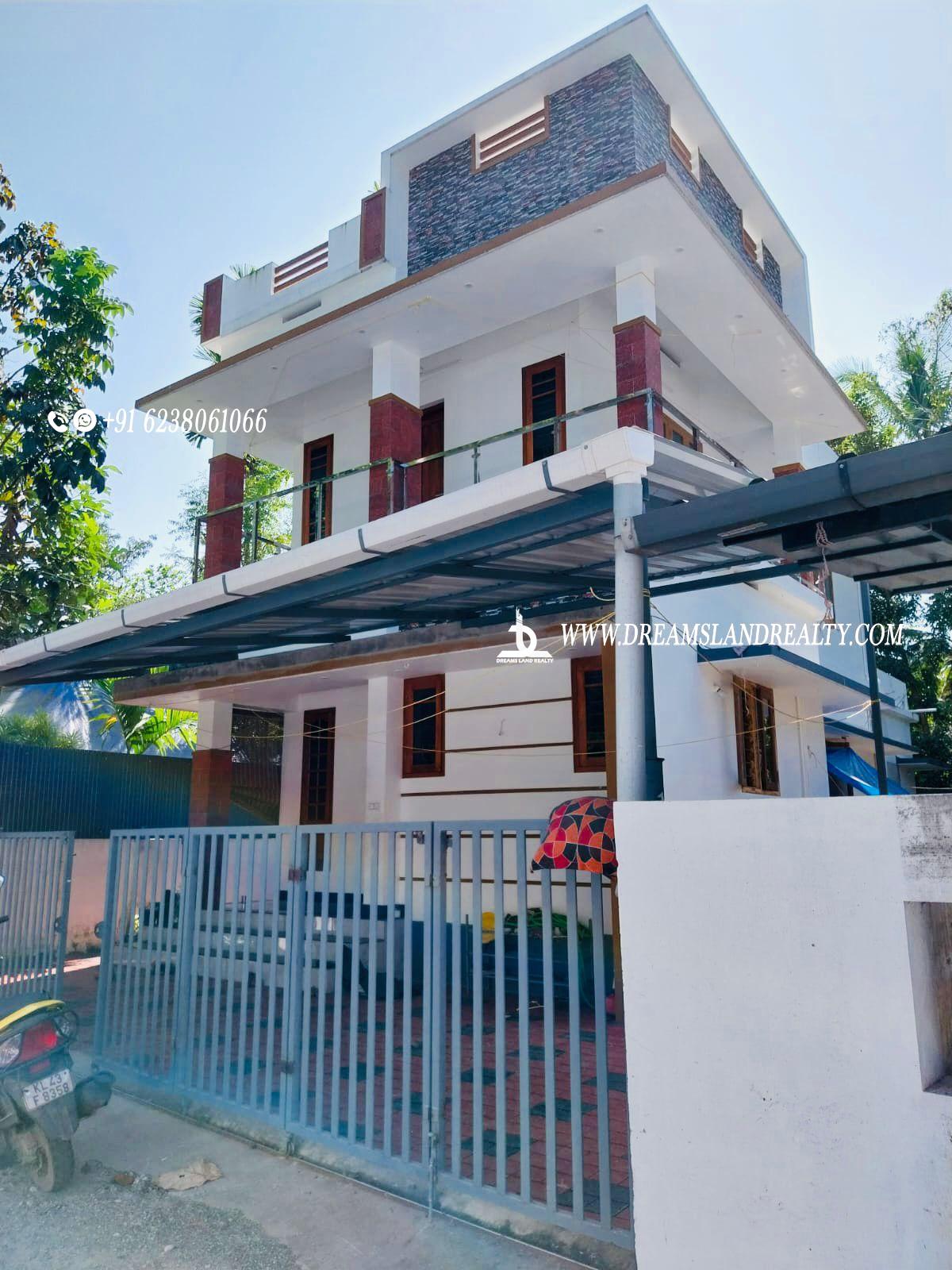 2 BHK, 1250 sqft, 3.7 cents land in North Paravur
